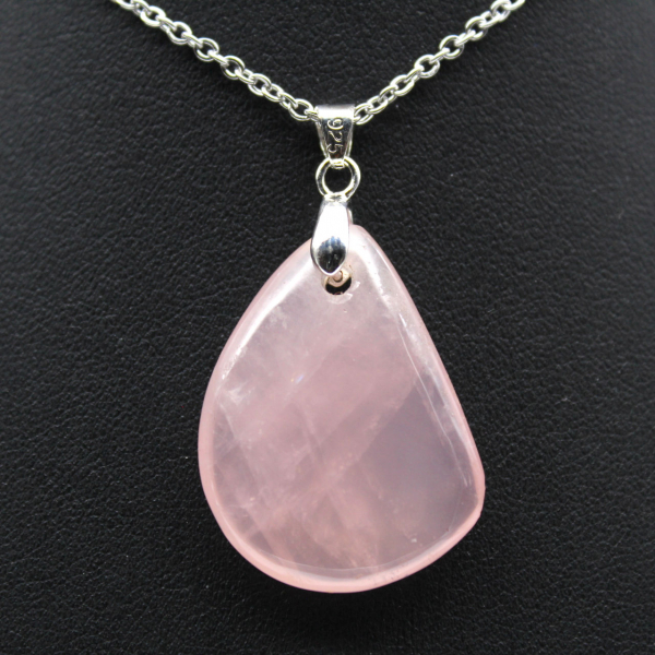 Pendentif goutte en quartz rose