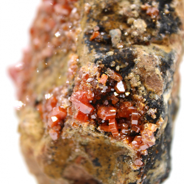 Cristallisation de vanadinite naturelle