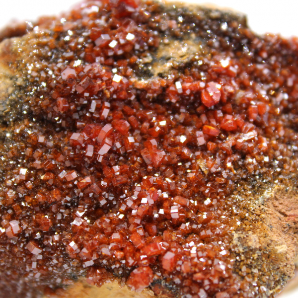 Vanadinite rouge cristal