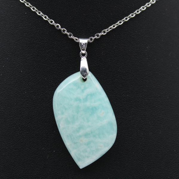 Pendentif amazonite en forme de flamme