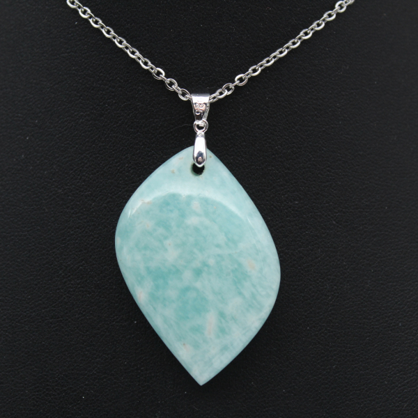 Pendentif amazonite en forme de flamme