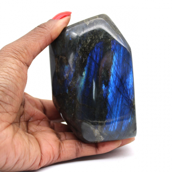 Forme libre en pierre de Labradorite polie