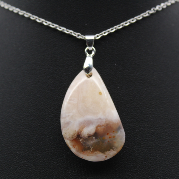 Pendentif goutte en agate fleur