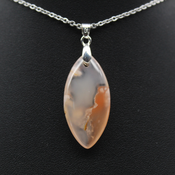 Pendentif feuille en agate fleur