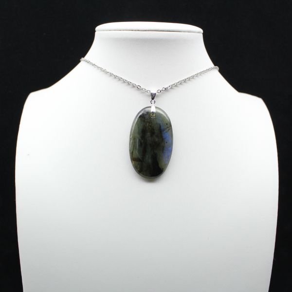Pendentif ovale en Labradorite