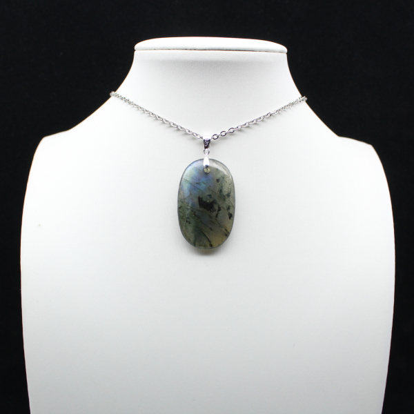 Pendentif ovale en Labradorite