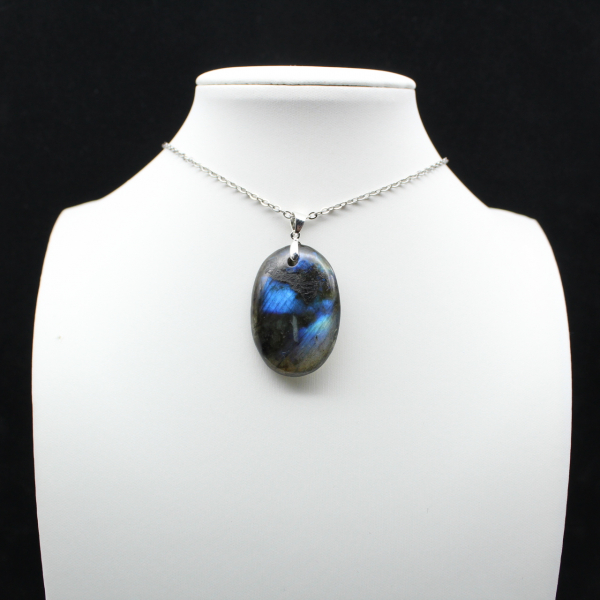 Pendentif ovale en Labradorite