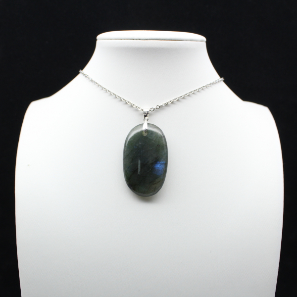 Pendentif ovale en Labradorite