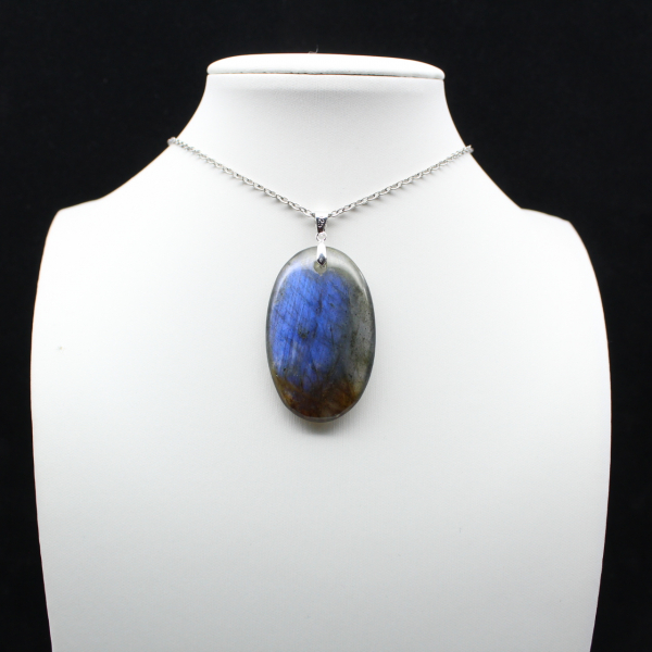 Pendentif ovale en Labradorite