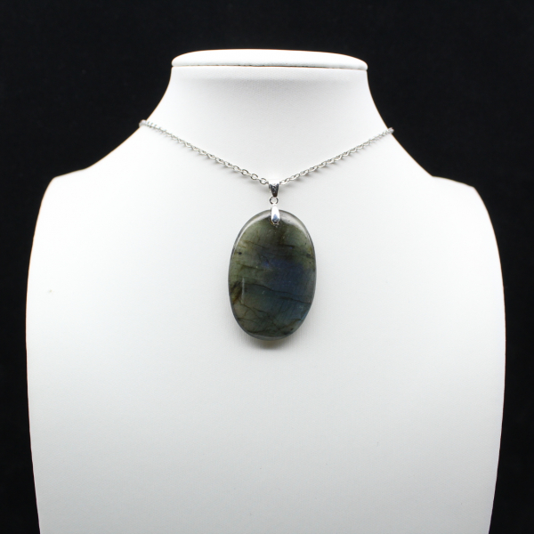 Pendentif ovale en Labradorite