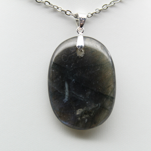 Pendentif ovale en Labradorite