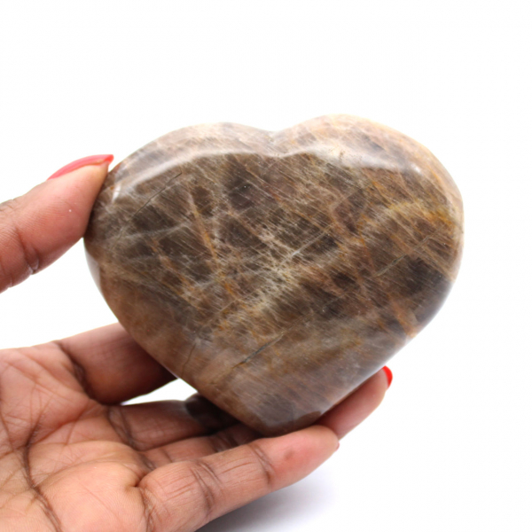 Coeur en pierre de lune de Madagascar