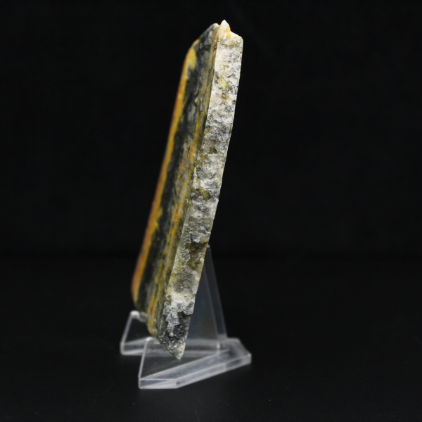 Spécimen compact de Jaspe Bumblebee poli