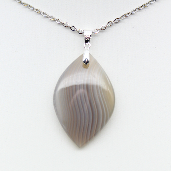 Pendentif en agate rubanée