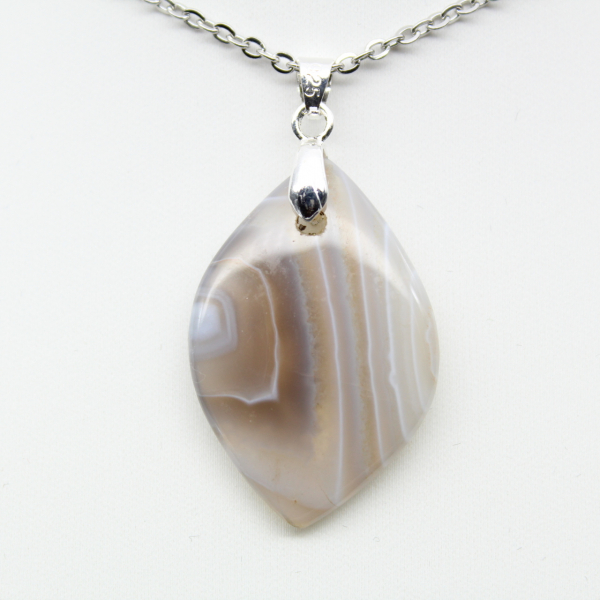 Pendentif en agate rubanée