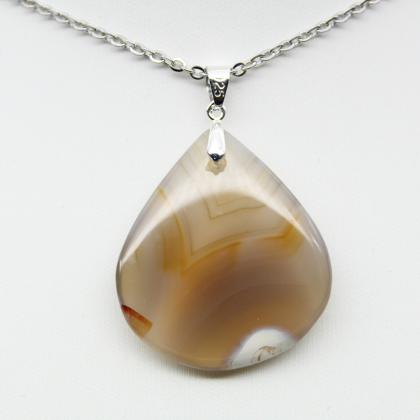 Pendentif en agate rubanée