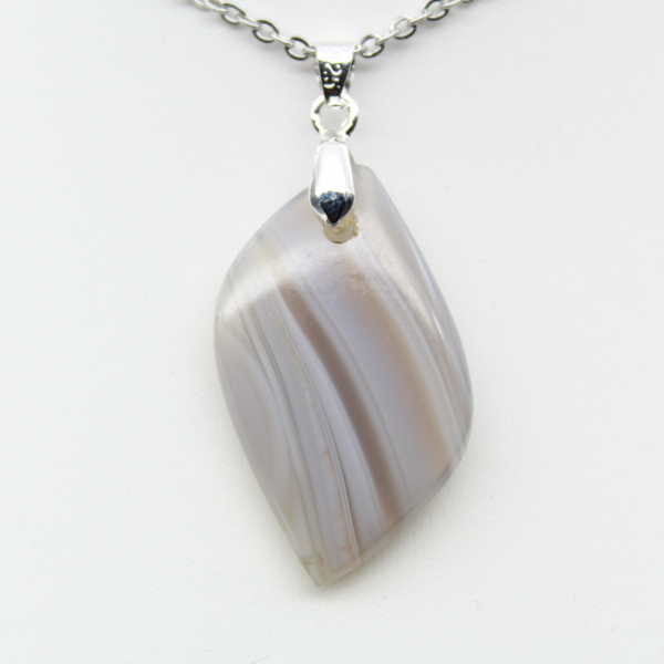 Pendentif en agate rubanée