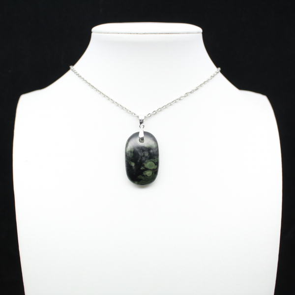 Pendentif de jaspe kambamba de forme ovale