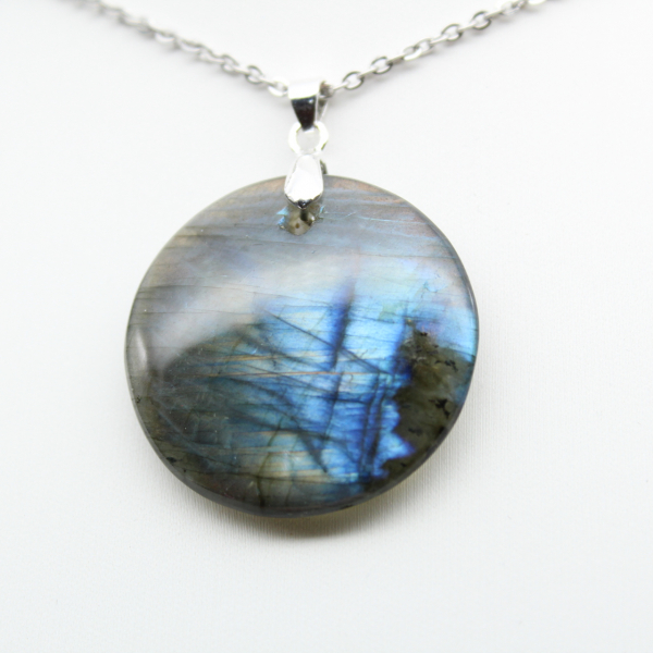 Pendentif rond en labradorite