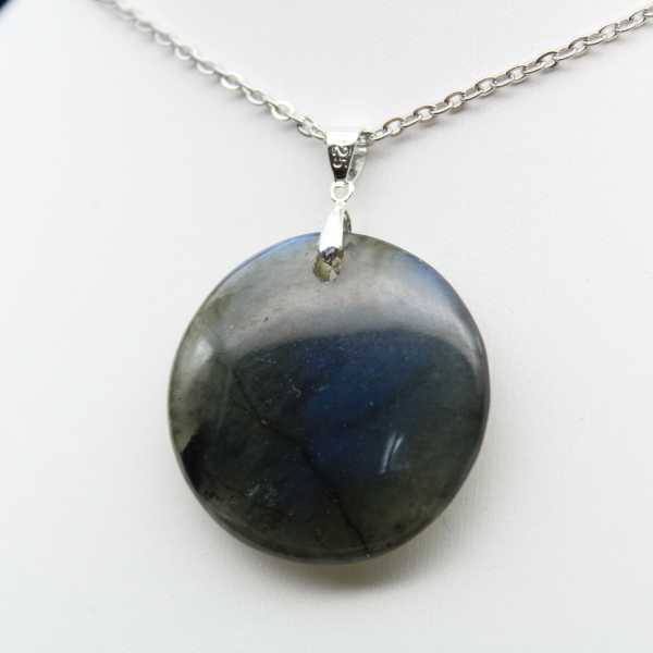 Pendentif rond en labradorite