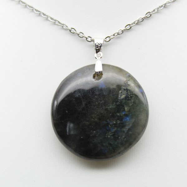 Pendentif rond en labradorite