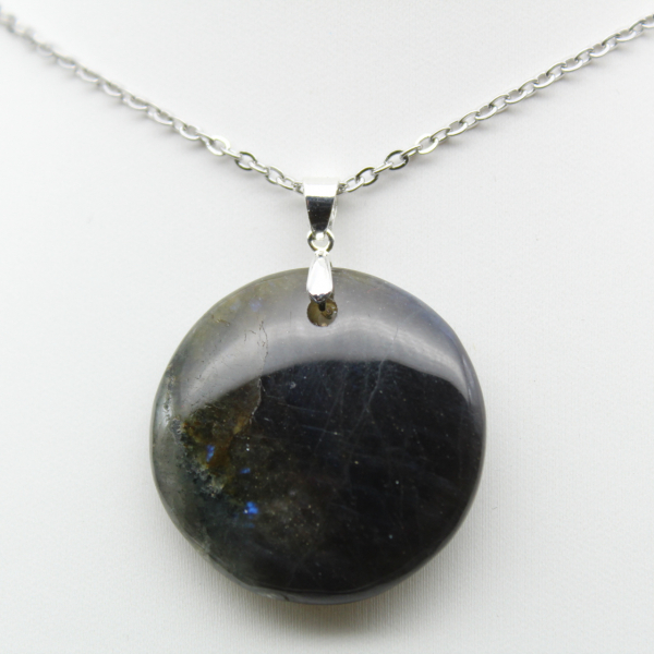 Pendentif rond en labradorite