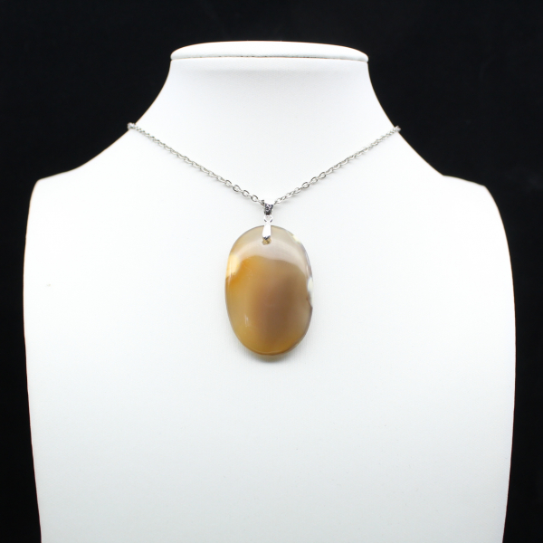 Pendentif en cornaline naturelle
