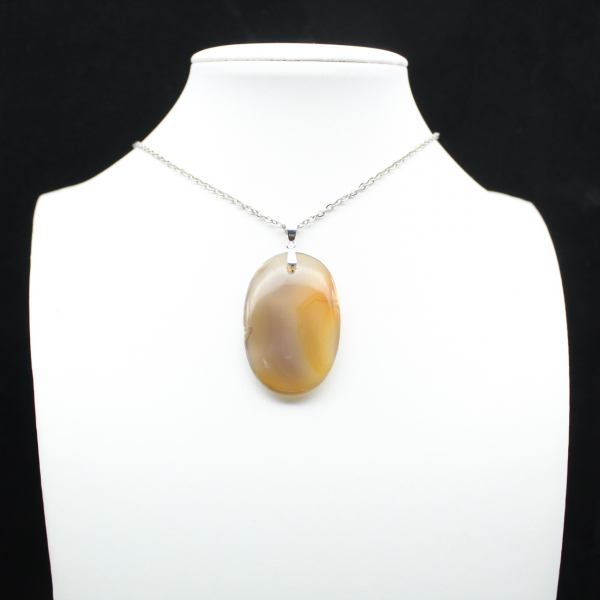 Pendentif en cornaline naturelle