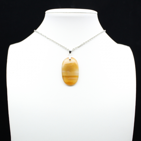 Pendentif en pierre de cornaline
