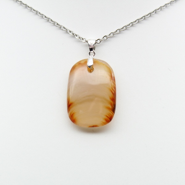 Pendentif en cornaline naturelle