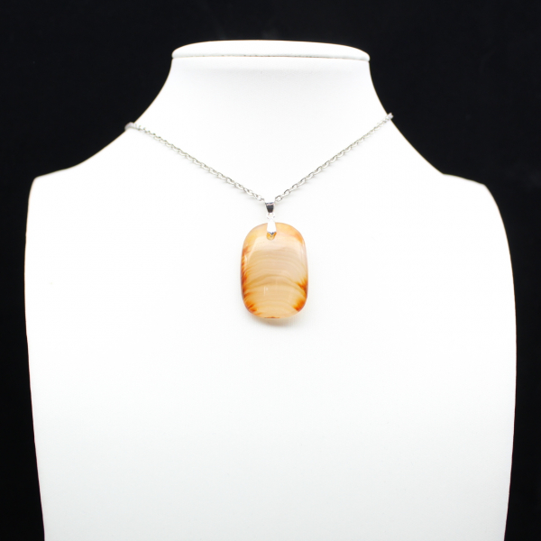 Pendentif en cornaline naturelle