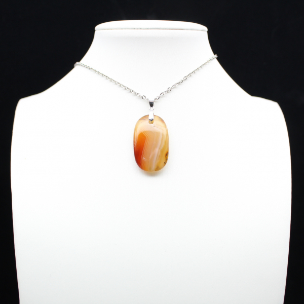 Pendentif en pierre de cornaline
