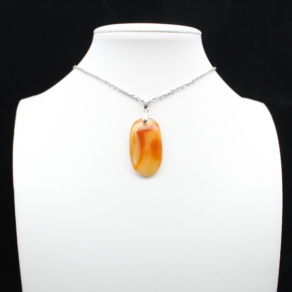 Pendentif en cornaline de Madagascar