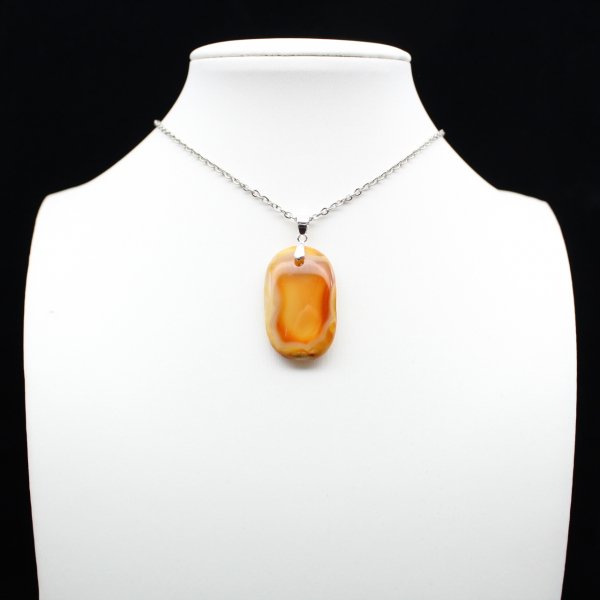 Pendentif en cornaline de Madagascar