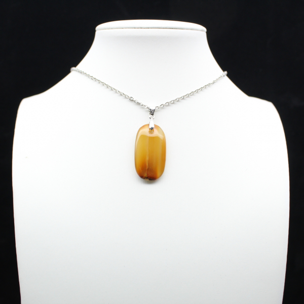 Pendentif en cornaline de Madagascar