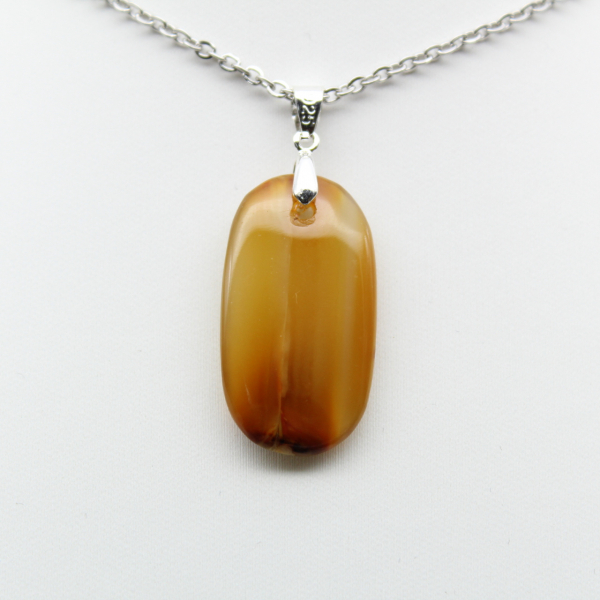Pendentif en cornaline