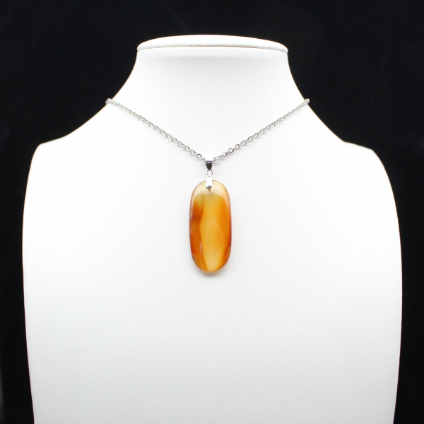 Pendentif en cornaline