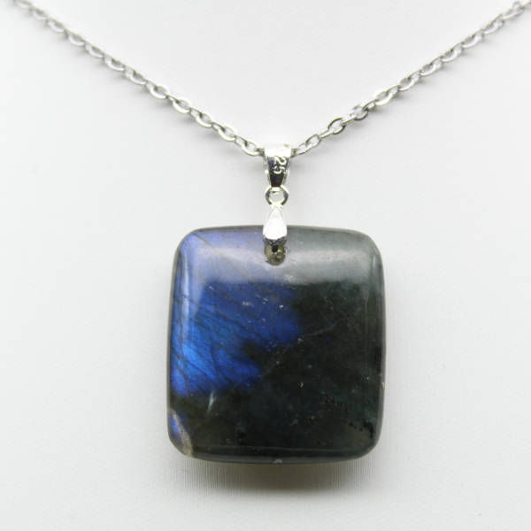 Pendentif carré labradorite