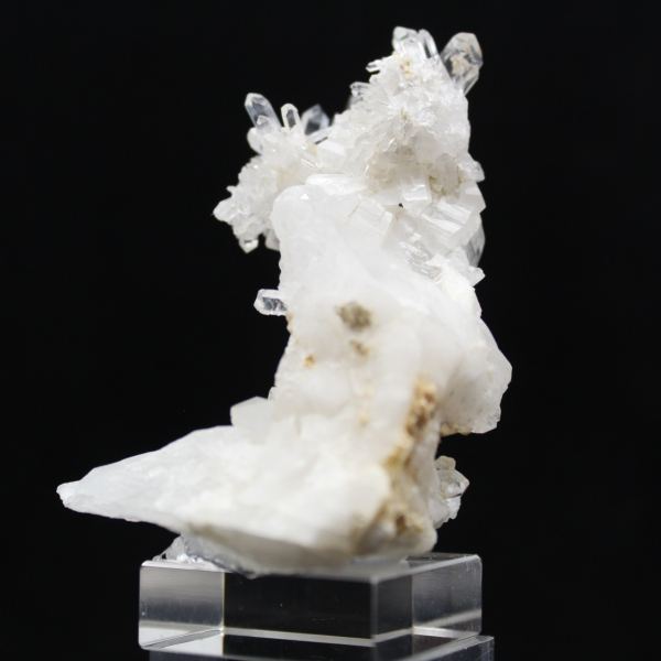 Cristal de quartz faden sur socle