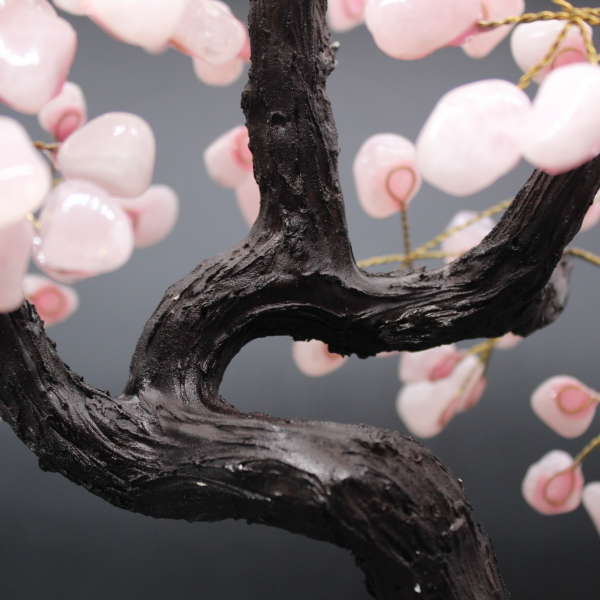 Arbre minéral base en améthyste et feuilles en quartz rose