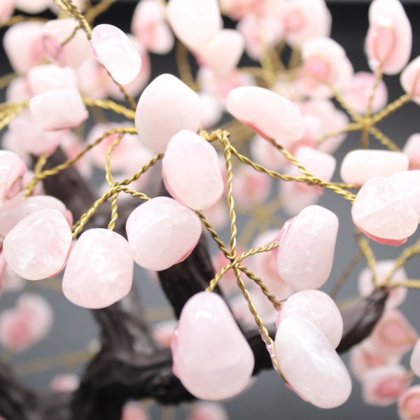 Arbre minéral base en améthyste et feuilles en quartz rose