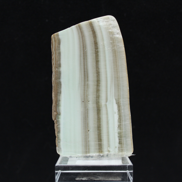 Tranche polie d’Aragonite verte minéral brut de qualité