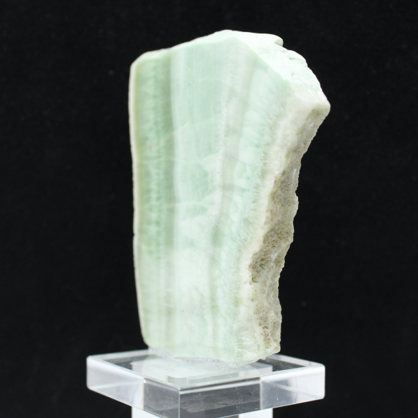 Tranche en pierre d’Aragonite verte authentique et polie