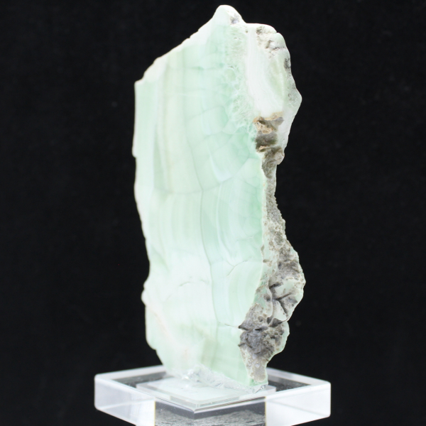 Pierre d’Aragonite verte naturelle en tranche