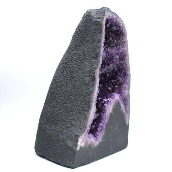 Pièce unique géode d’améthyste du Brésil de qualité avec base stable 