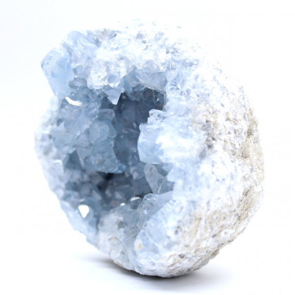 Géode décorative en célestite bleue de Madagascar