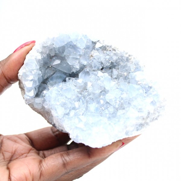 Cristal de célestite bleue géode de Madagascar