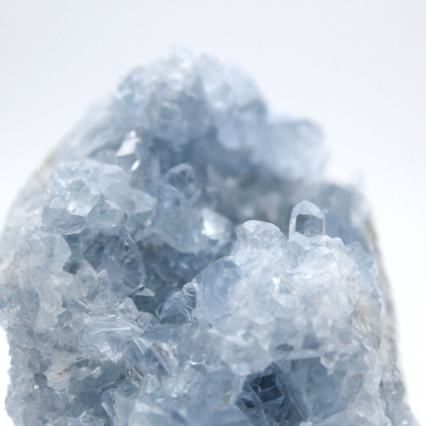 Cristaux naturels célestite bleue Madagascar