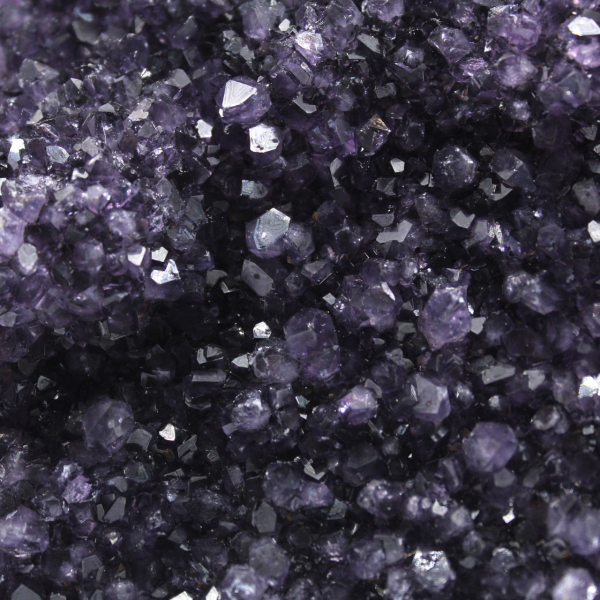 Améthyste Géode du Brésil – Pièce de Collection et Décoration