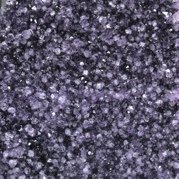 Améthyste, déco violette